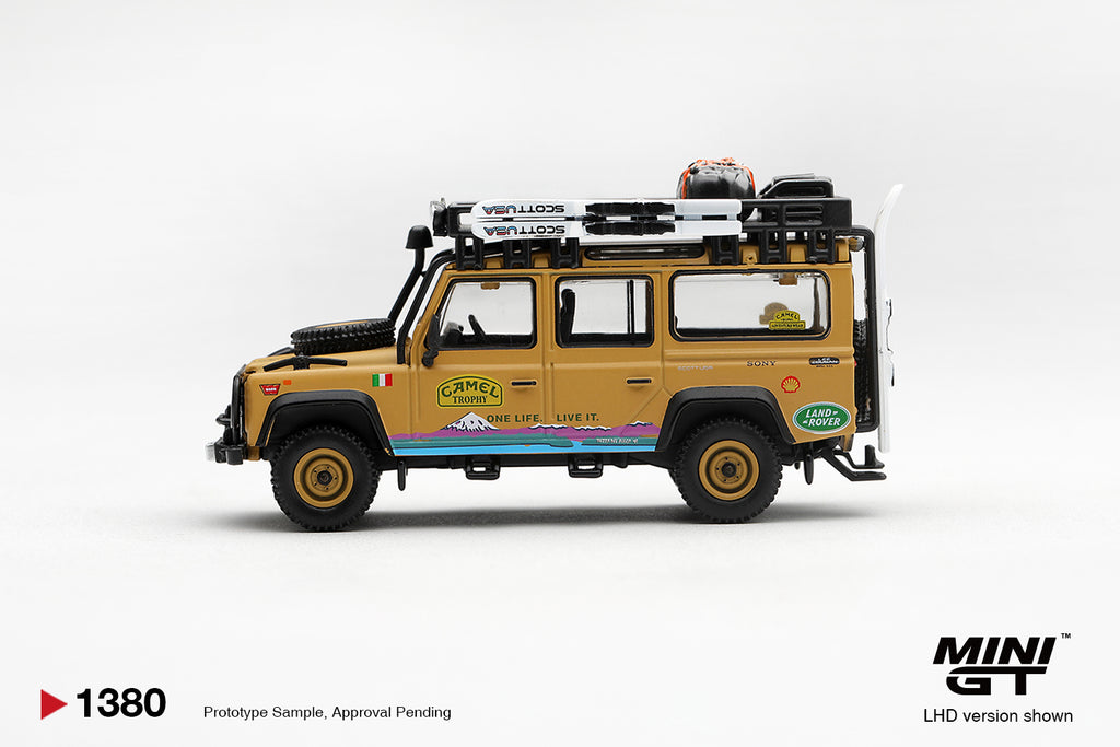 Mini GT 1:64 Land Rover Defender 110 Camel Trophy Italy | Pre-Order