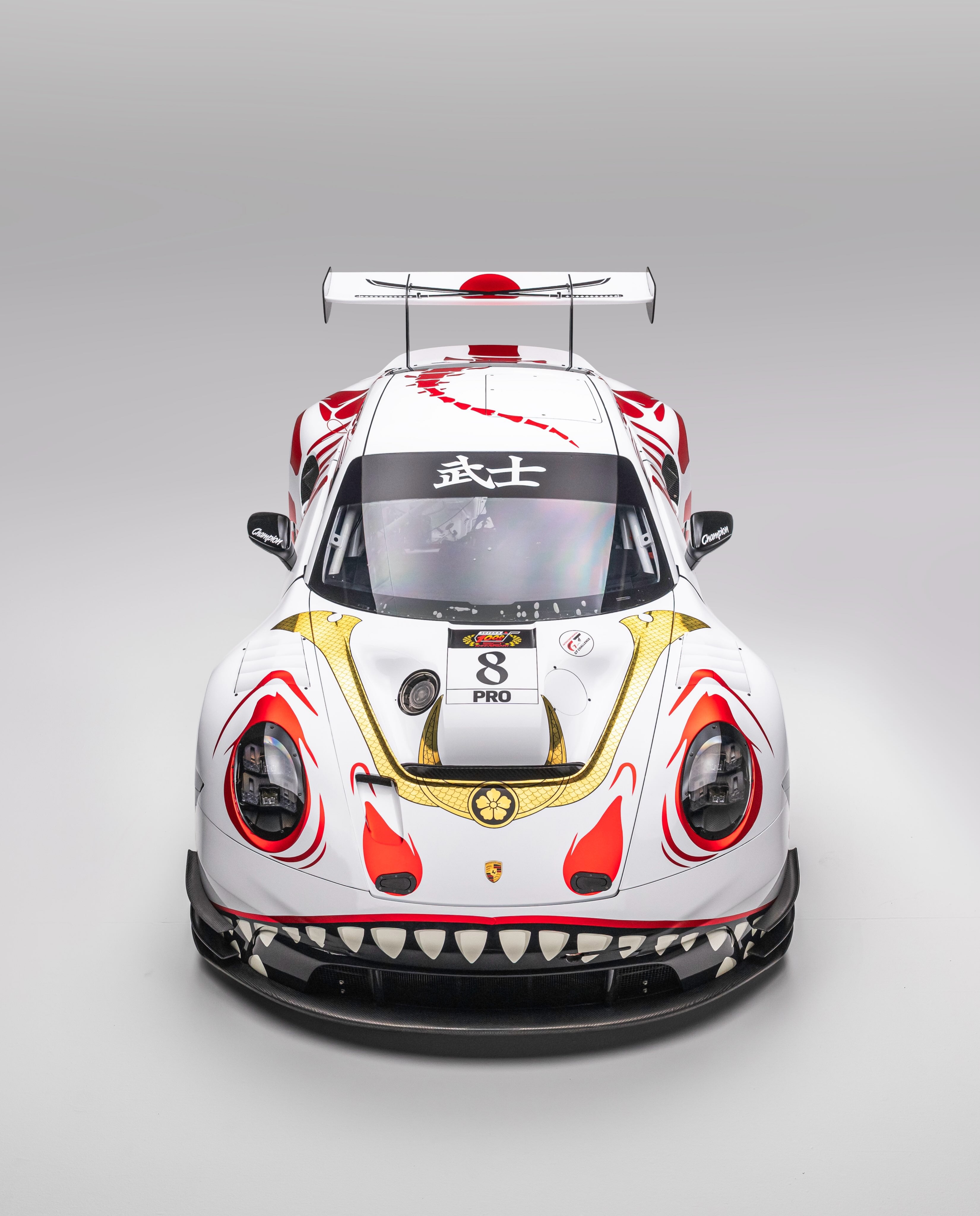 Spark Porsche 911 GT3 R #8 Bushi Rexy Suzuka Winner 64SP089