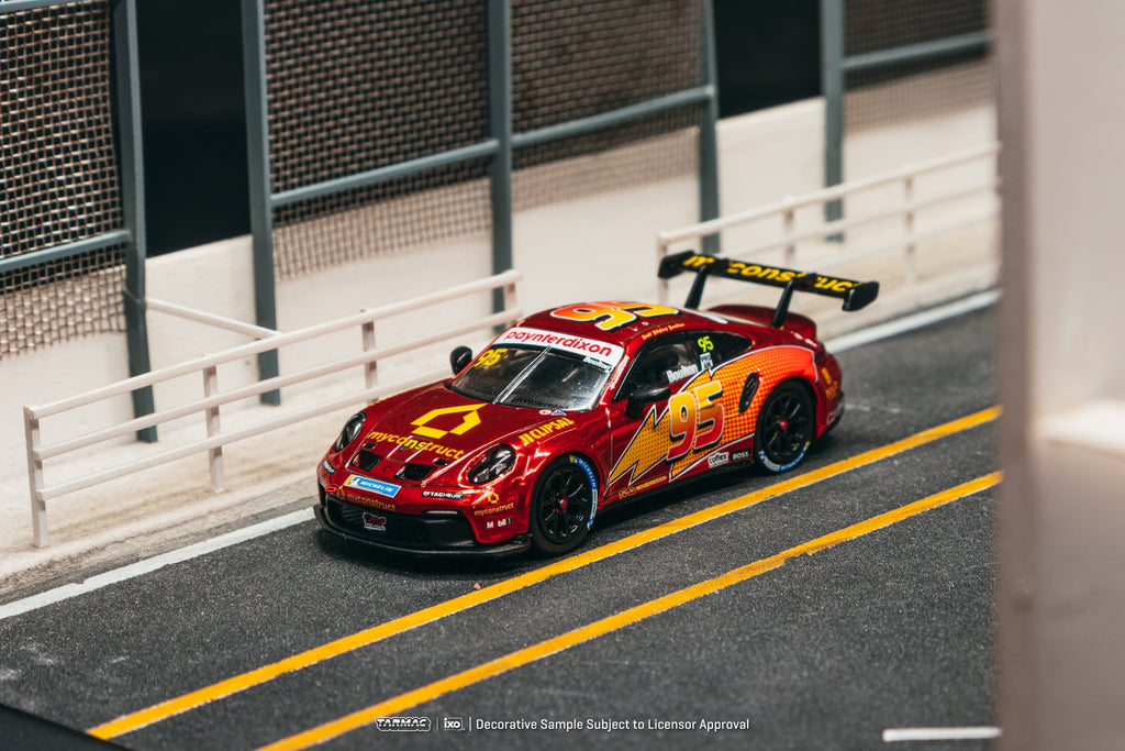 Tarmac Works 1:64 Porsche 911 GT3 Cup #95 Lightning McQueen | Pre-Order