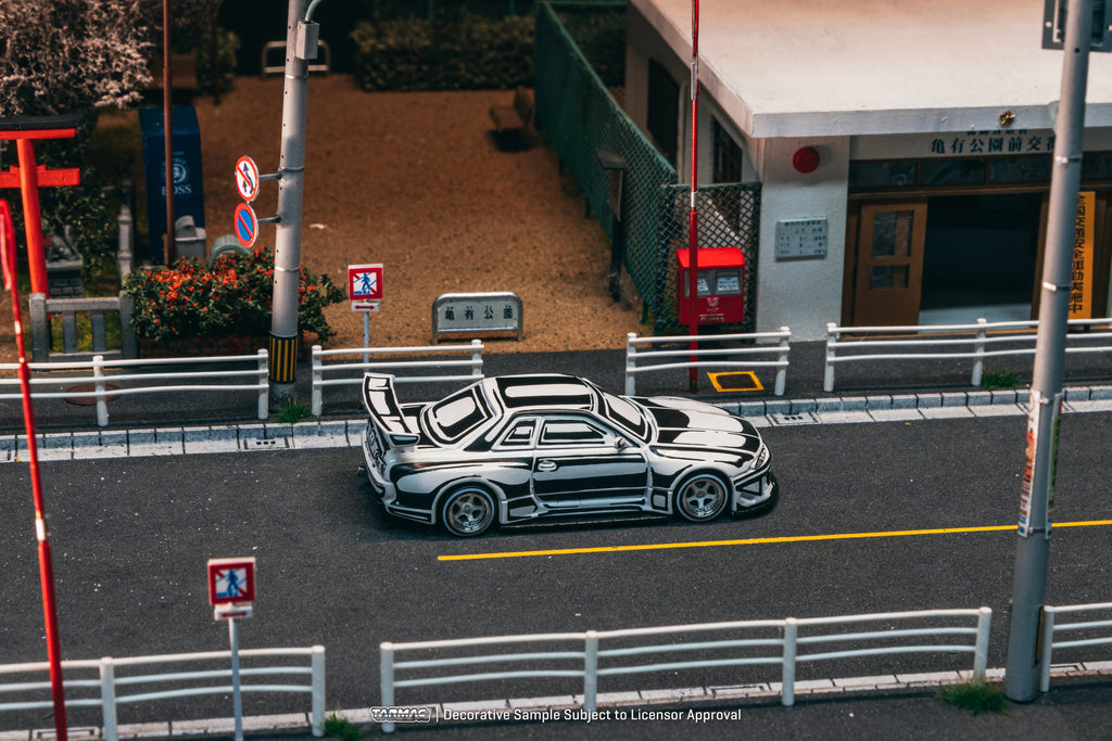 Tarmac Works 1:64 Nissan R32 Joshua Vides Matte White | Pre-Order
