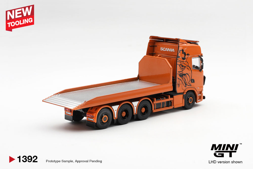 Mini GT 1:64 Scania 770S B8x4NA Hooklift Flatbed Orange | Pre-Order