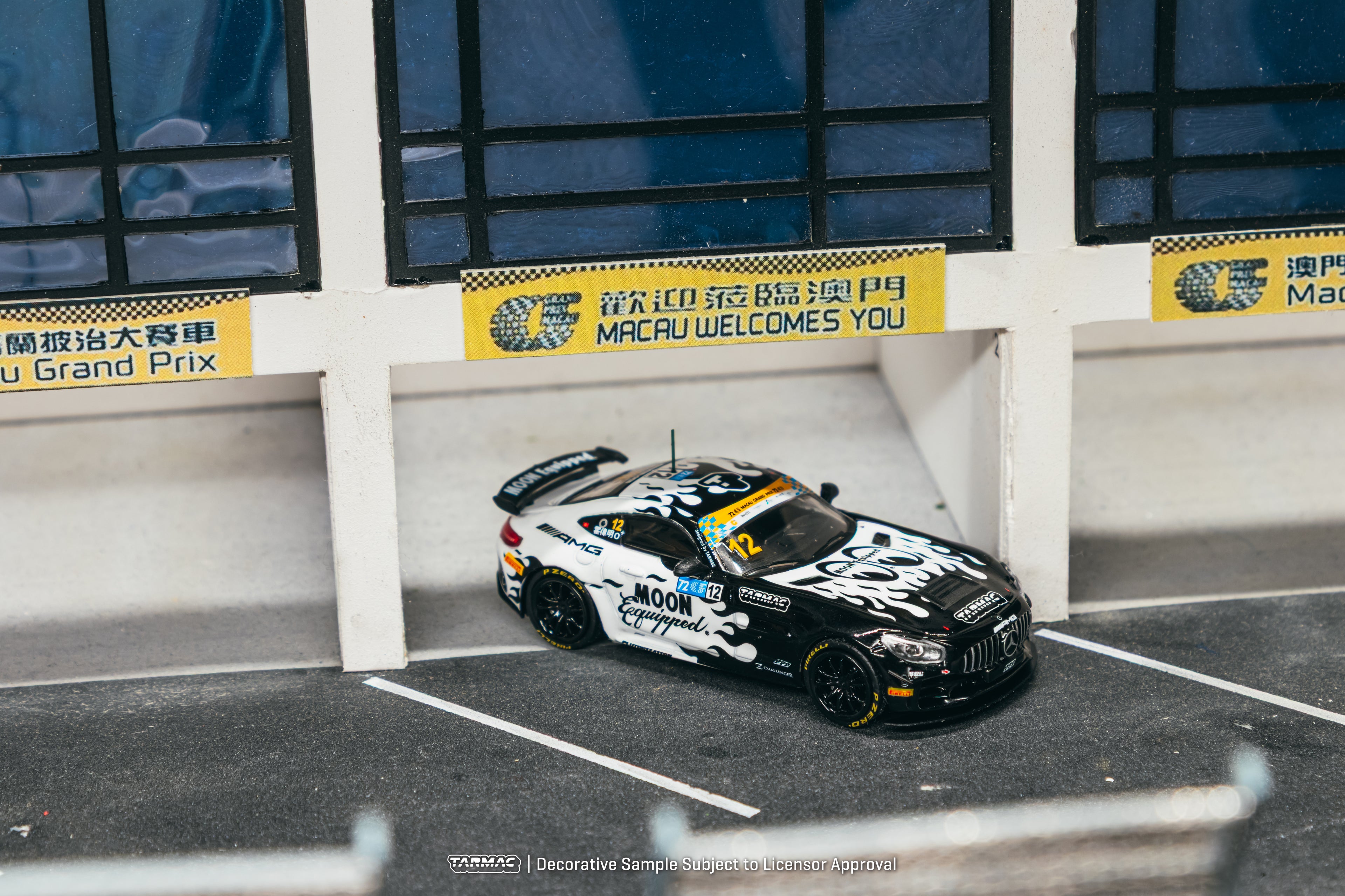 Tarmac Works 1:64 Mercedes-AMG GT4 Mooneyes Macau 2025 | Pre-Order