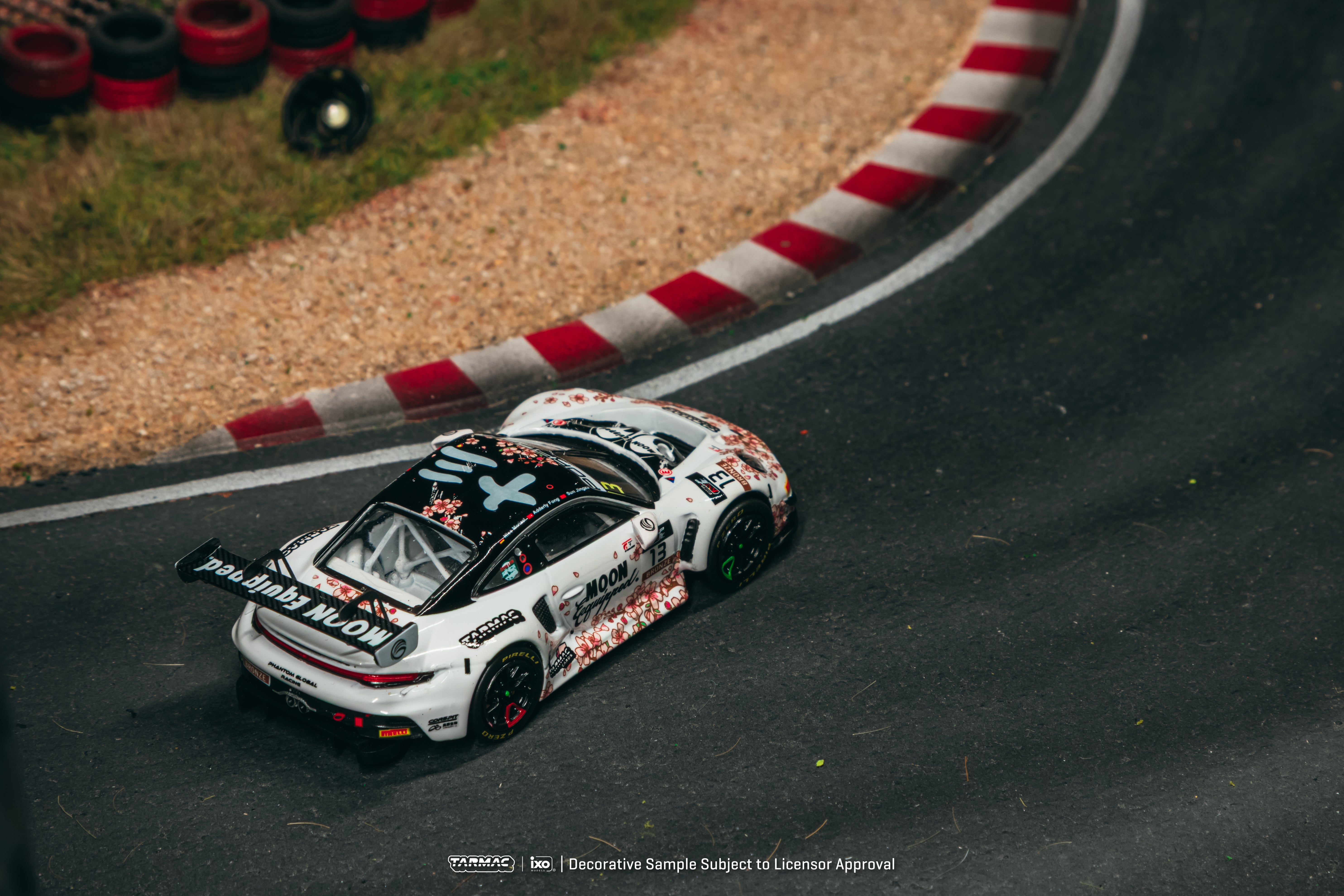 Tarmac Works 1:64 Porsche 911 GT3 R – Suzuka 1000km T64-084