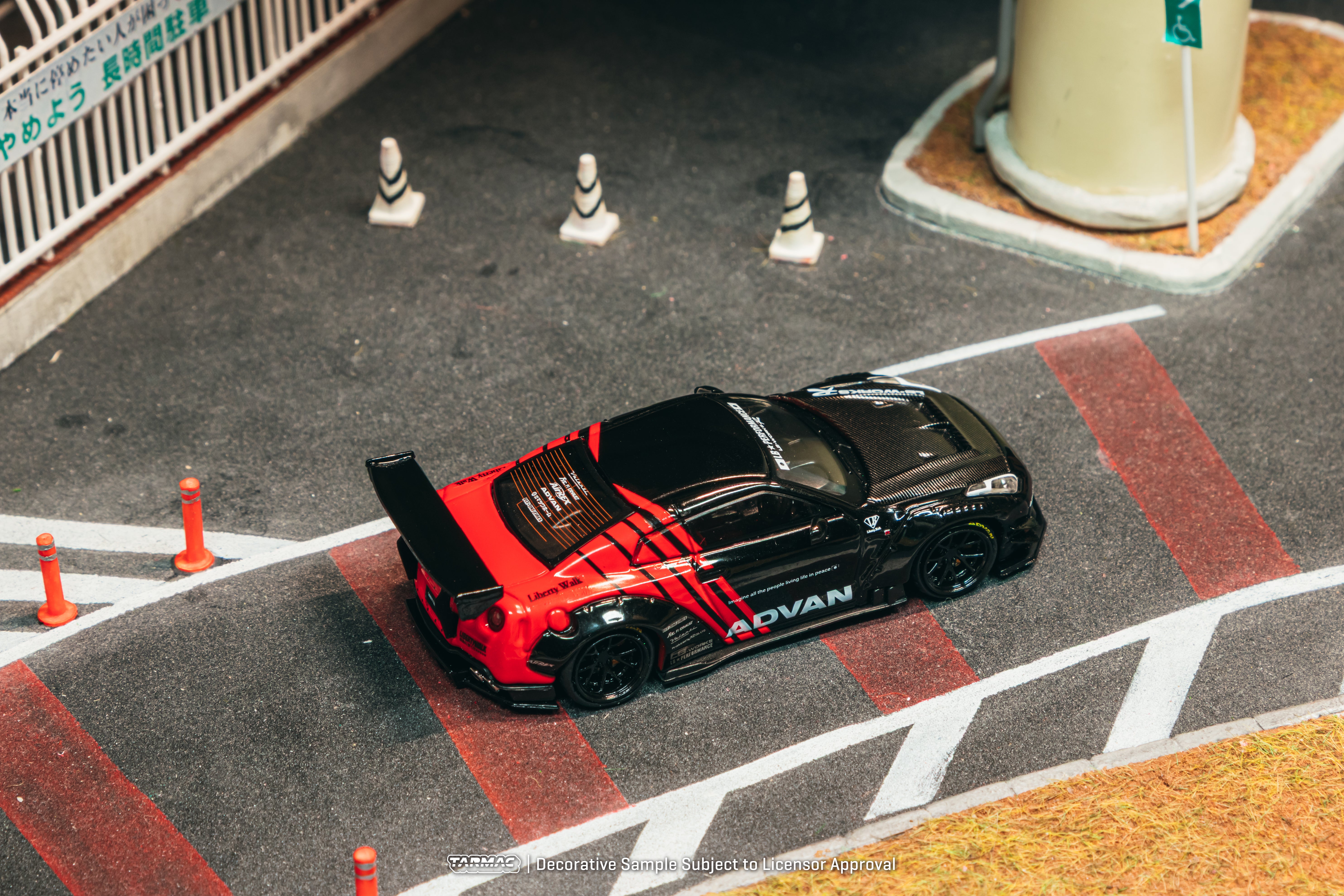 Tarmac Works LB Works GT-R Type 2 Advan 1:64 Diecast Model – Kai's