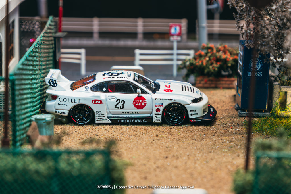 Tarmac Works 1:64 LB-Super Silhouette Silvia S15 Drift | Pre-Order