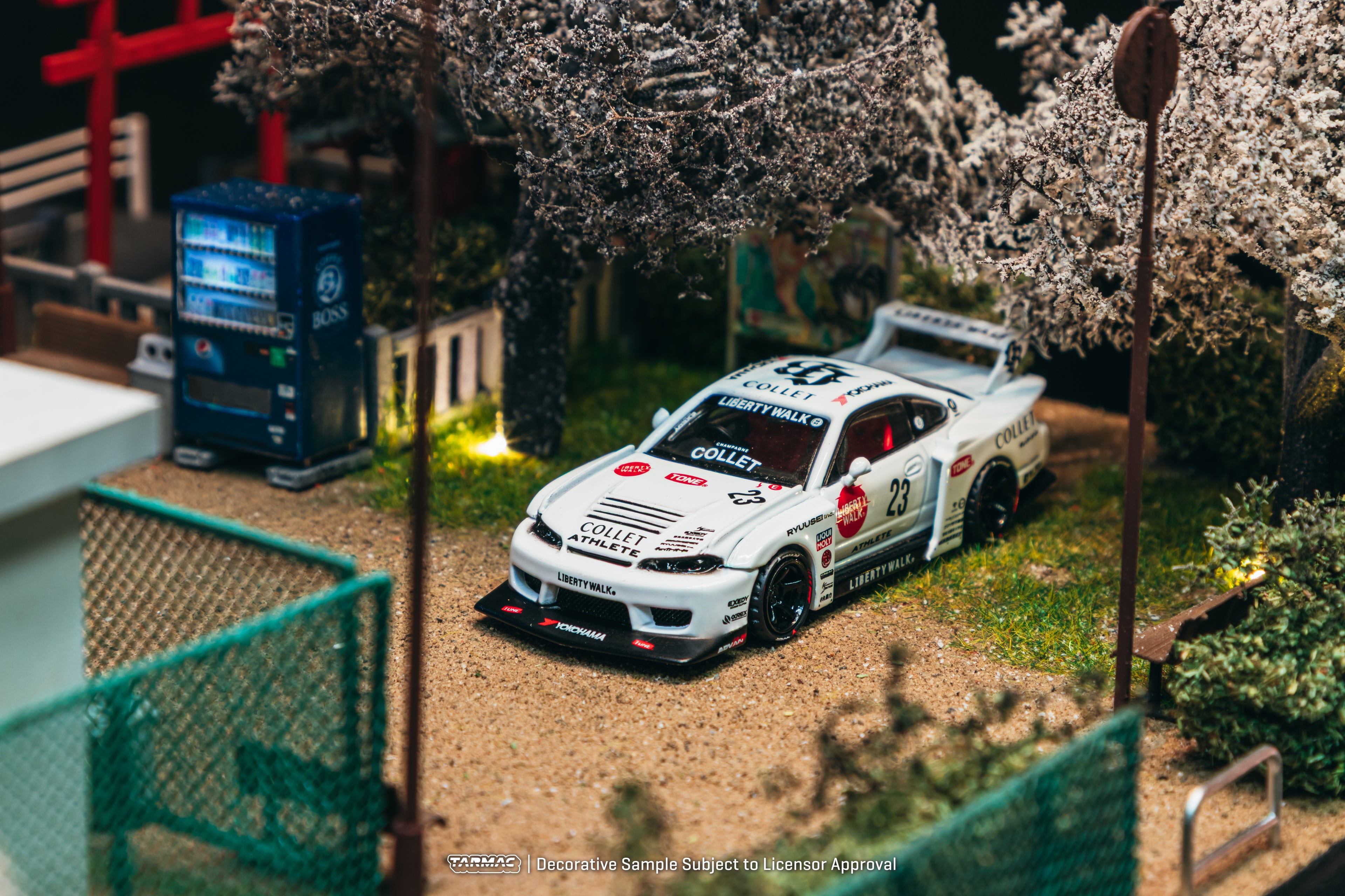 Tarmac Works 1:64 LB-Super Silhouette Silvia S15 Drift | Pre-Order