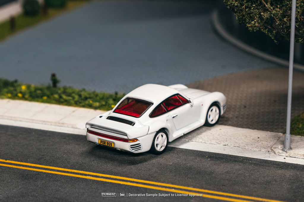 Tarmac Works 1:64 Porsche 959 White Trading Card Combo Set | Pre-Order